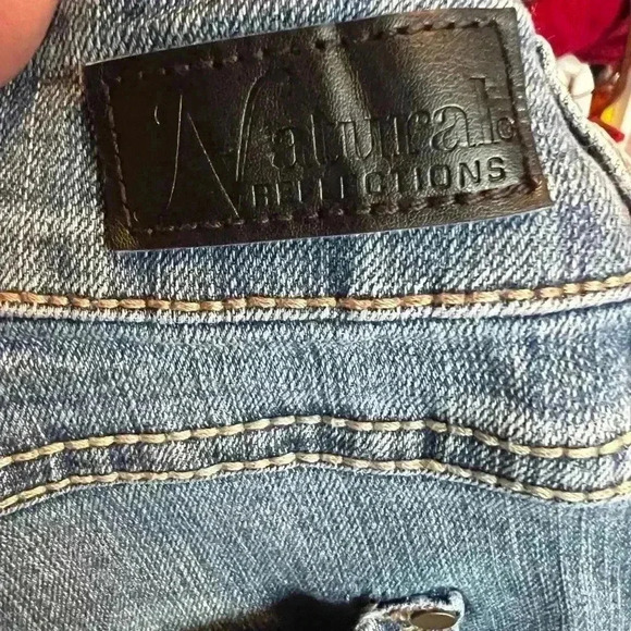 Natural Reflections By Bass Pro Shops Womens Sz 10 Distressed Jeans - Picture 5 of 7